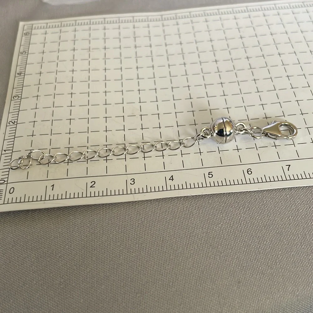 JTV Magnetic Necklace Closure - Picture 6 of 7